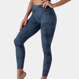 HALARA Cloudful High Waisted Leggings in Ash Blue